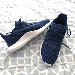🚨 FLASH SALE Adidas Tubulars NWT🚨